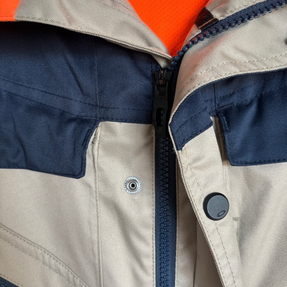 NWT Men’s Oakley Timber BioZone BZS 15K Insulated Parka Fit Ski Jacket L - Picture 8 of 10